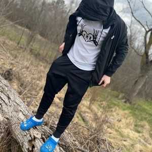 Meet your Posher, Camron